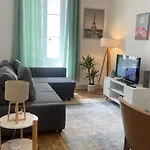 Centre Vue Cathedrale Rdc Cosy דירה מו